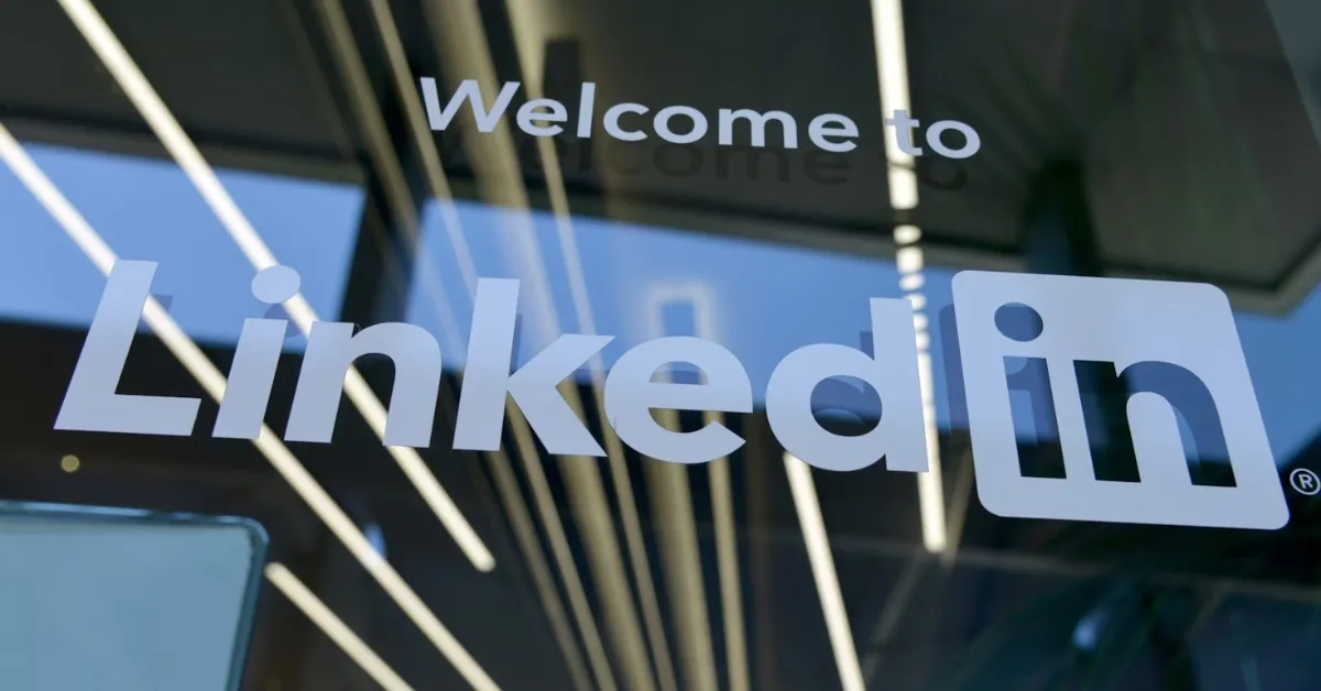 Aggiungere licenze e certificazioni in modo strategico su LinkedIn