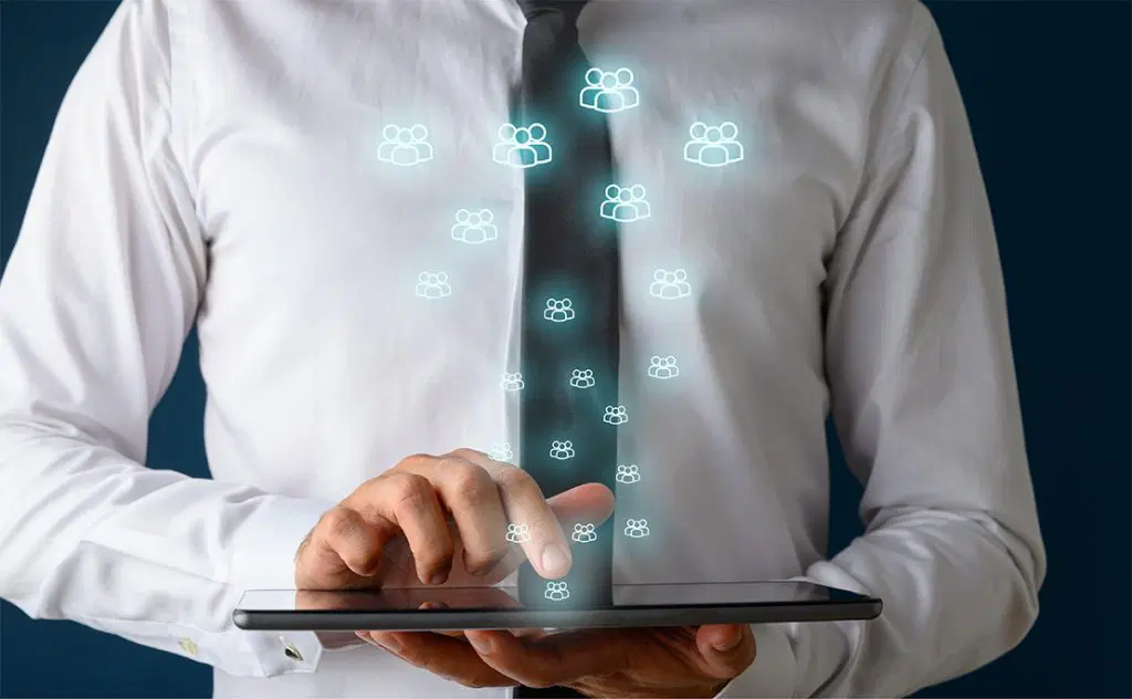 Sfruttare i commenti per trovare potenziali clienti su LinkedIn